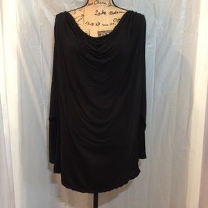 Max Studio black top